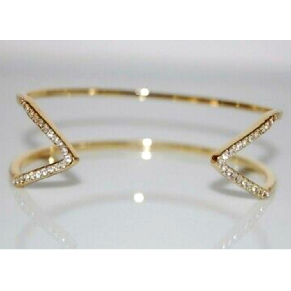 VICTORIA'S SECRET COUTURE GOLD TONED METAL RHINESTONES V STATEMENT CUFF BRACELET